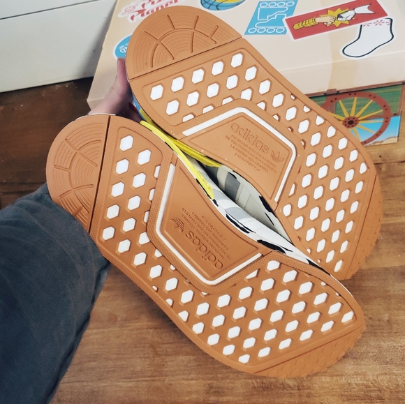 Toy Story Woody adidas originals nmd r1 shoes - Picture 4 of 9